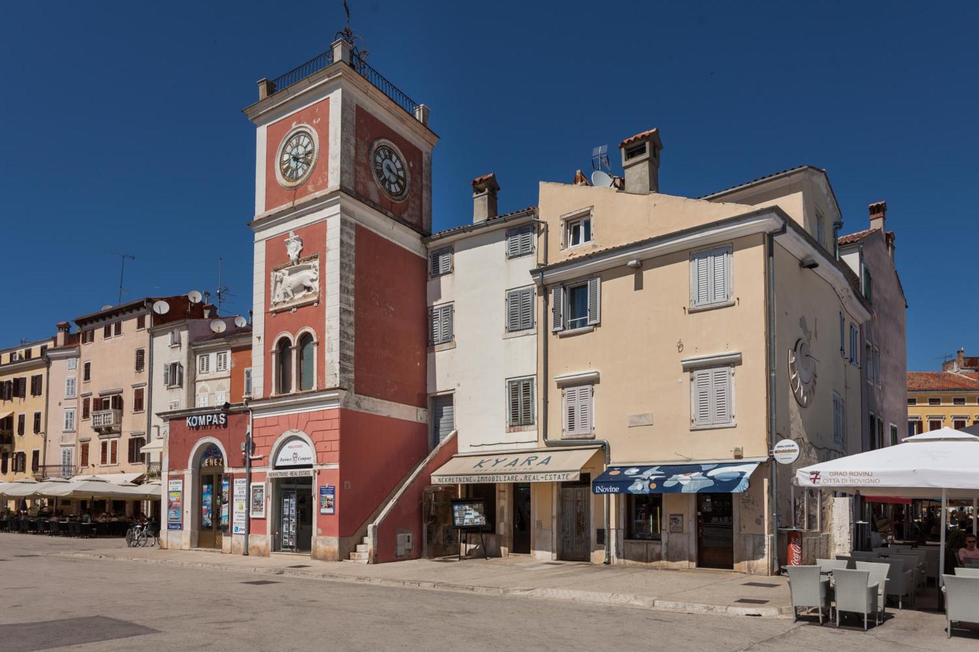 Royal Apartments Rovinj Luaran gambar